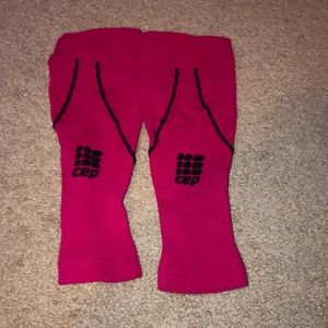 Calf compression sleeves for running